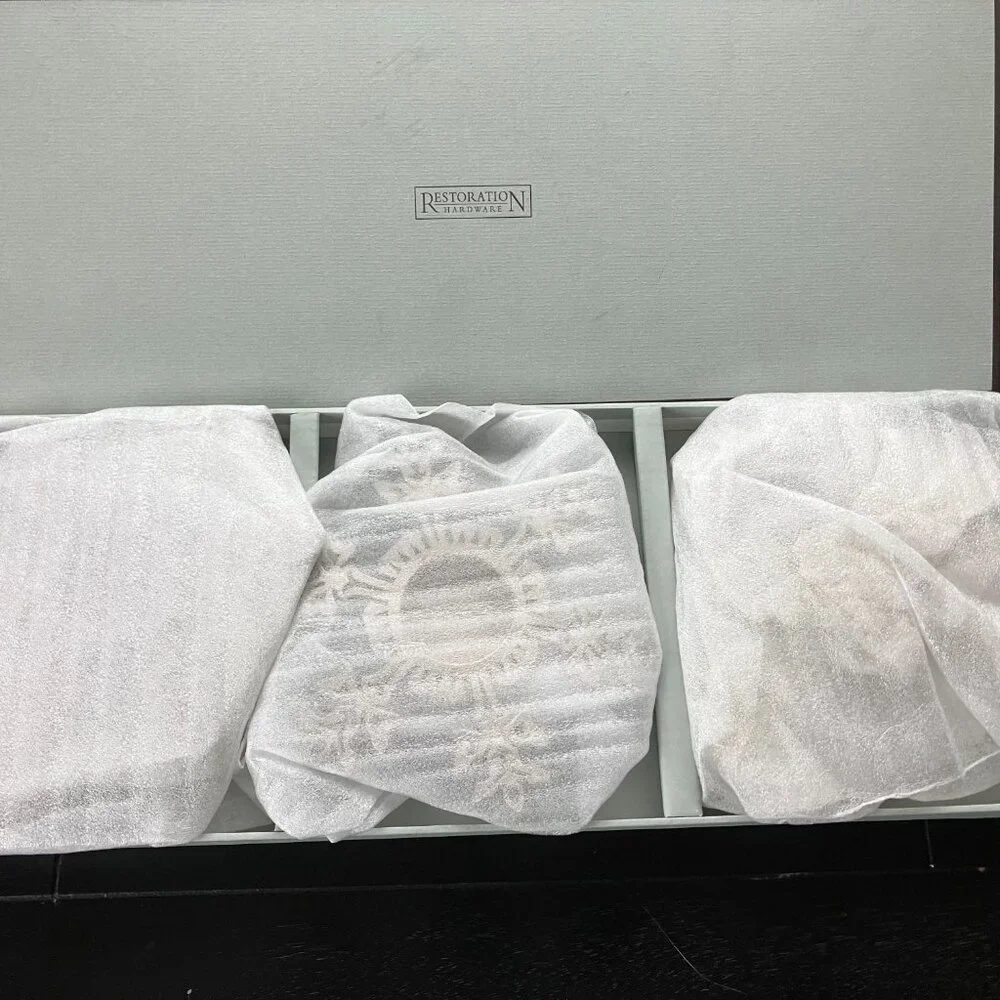 New In the Box Restoration Hardware Snowflake Tealight Candle Holders Set of 3